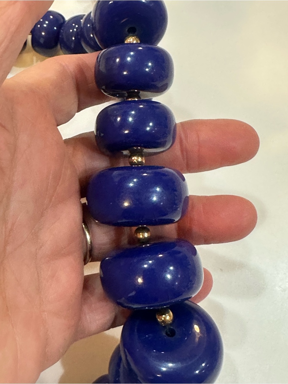 Vintage KJL Kenneth Jay Lane Cobalt Blue Resin Bead Necklace Unbranded Earrings - Picture 6 of 13